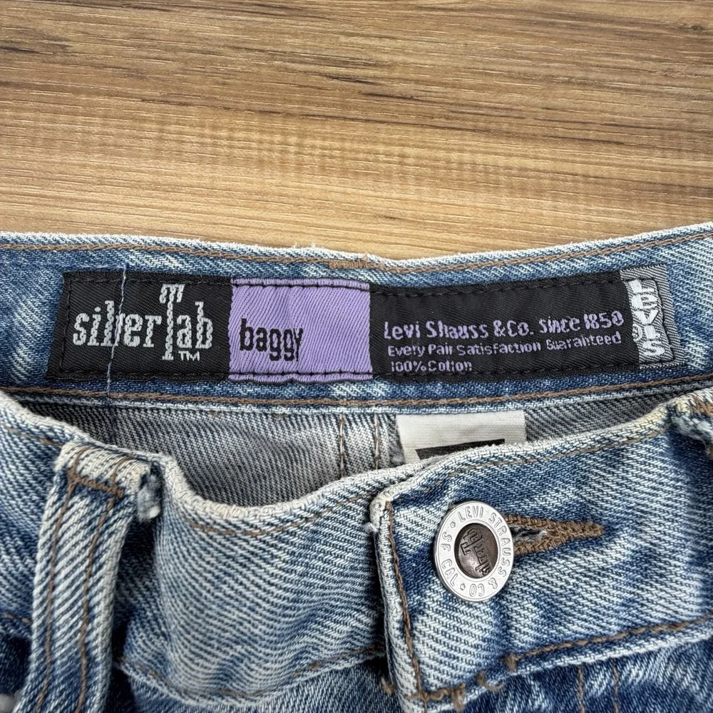 Vintage Levis Silver Tab Baggy Jean Shorts Mens 34 Blue 12
